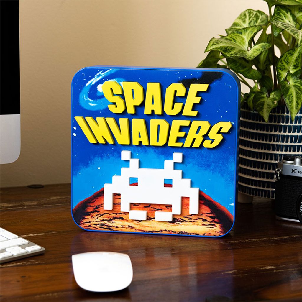 MERCHANDISE lučka OFFICIAL SPACE INVADERS 3D LAMP 