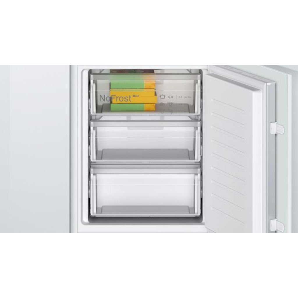 BOSCH Vgradni hladilnik z zamrzovalnikom spodaj, 177.2 x 54.1 cm, drsni tečaj, KIN86NSE0
